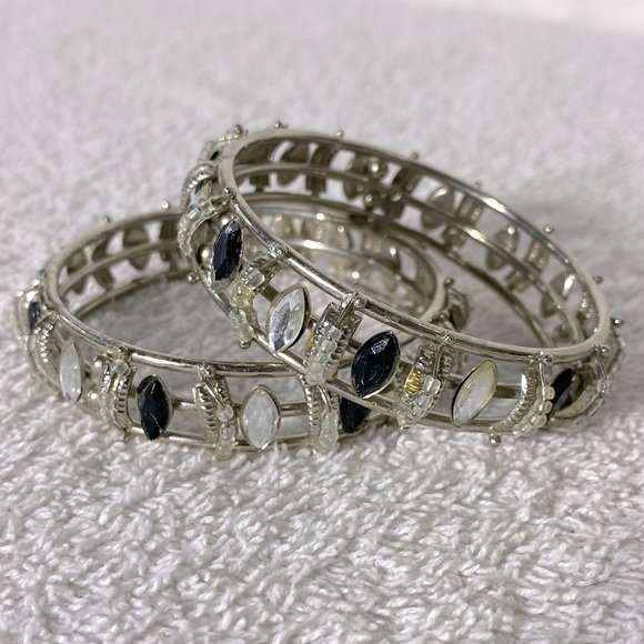 Vintage Elegant Silver and Black Metal Bracelet Set - Picture 1 of 9